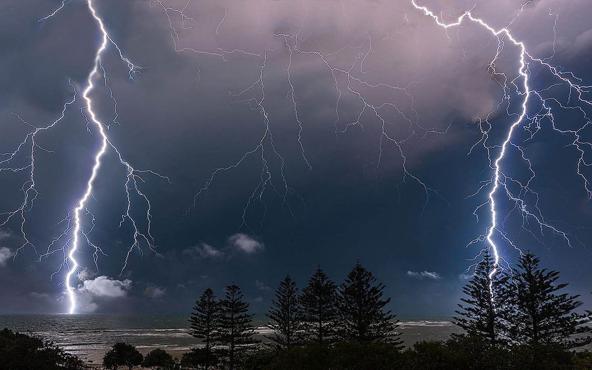 Pluto Trigger - Lightning